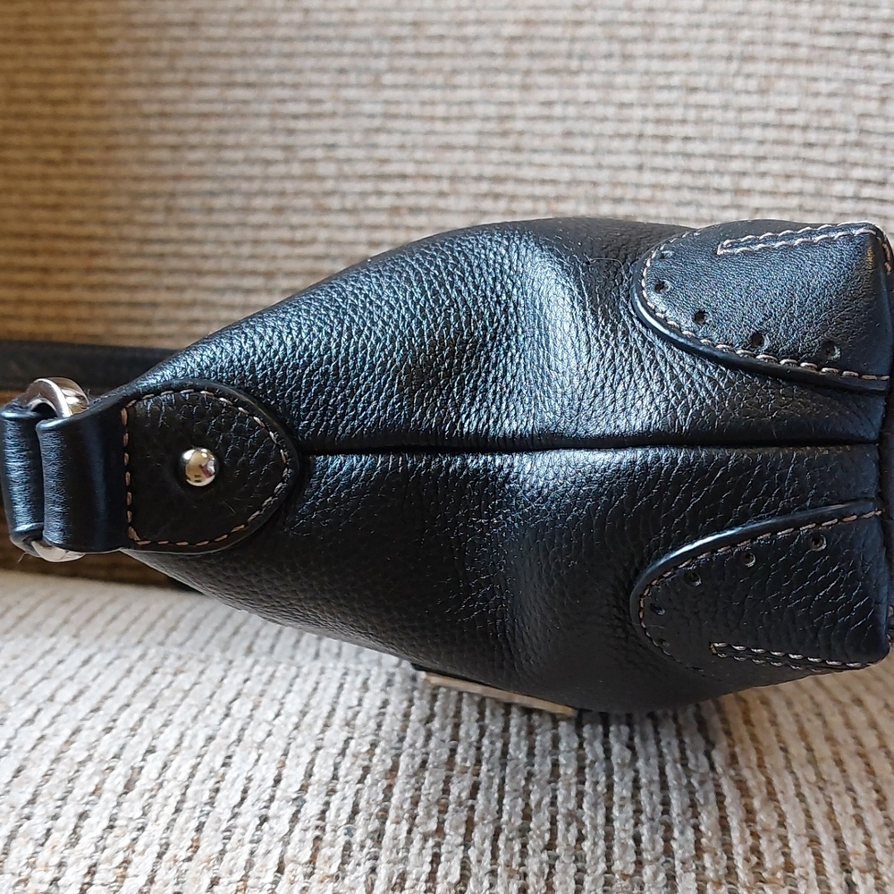 Tignanello Leather Bag - Picture 3 of 12